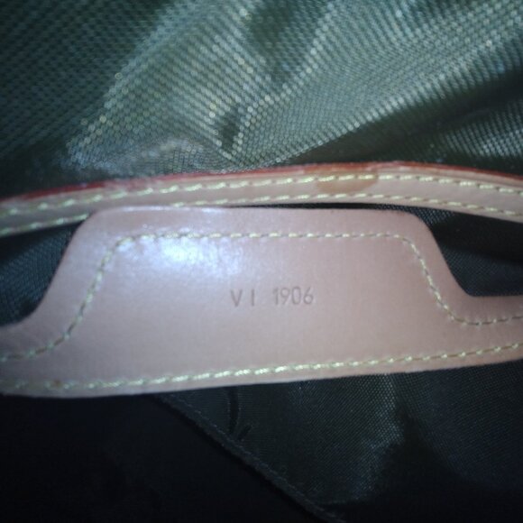 Louis Vuitton Evasion Monogram Sport Gym Bag Duffel Men Women - Picture 13 of 13